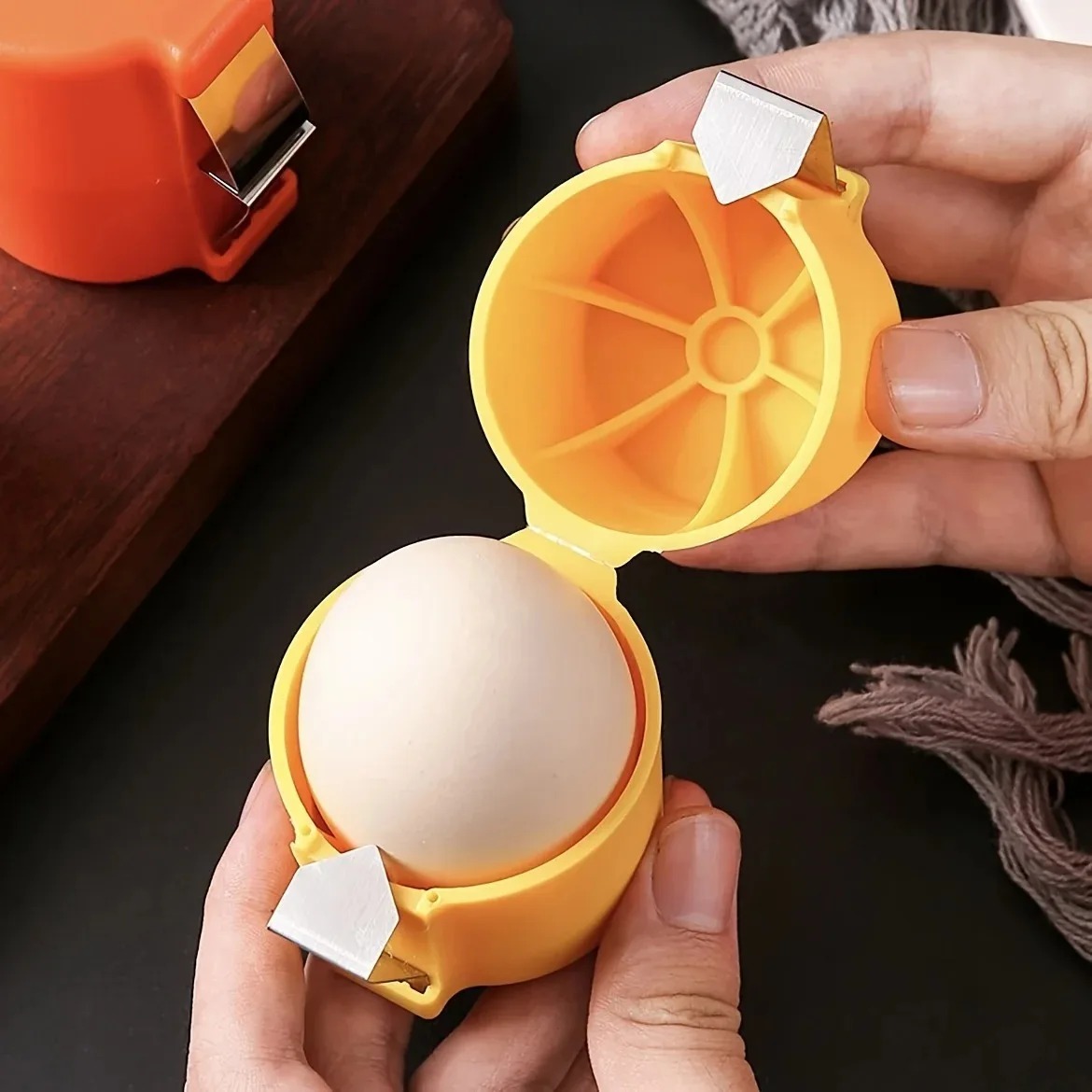 Separatore e Sbucciatore di Uo - Egg Separator Tool recensione e prezzo